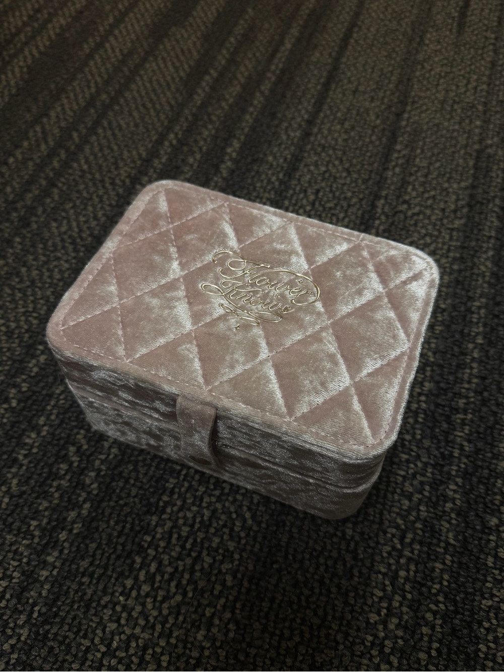 Flower known limited Velvet Quilted Jewelry Box Pink